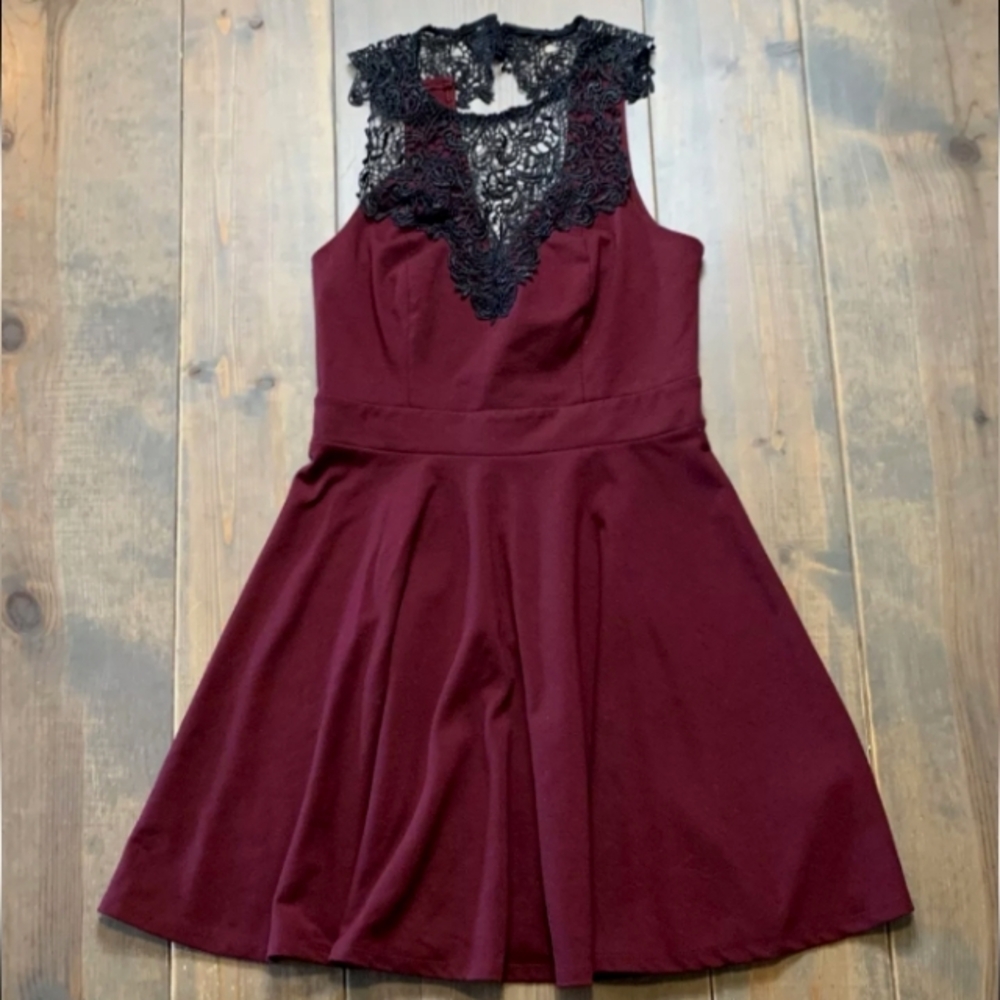 Elegant Burgundy Dress with Lace Detail